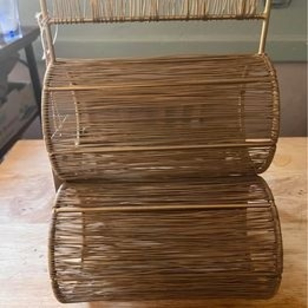 NWT Wine Rack - Golden Metal - Picture 3 of 4